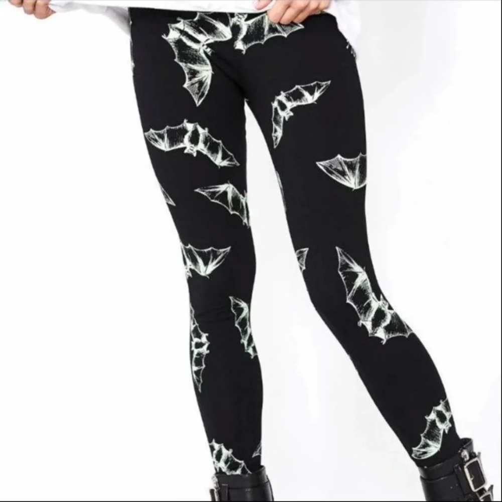 ✨🌙✨ Dollskill bat leggings✨🌙✨